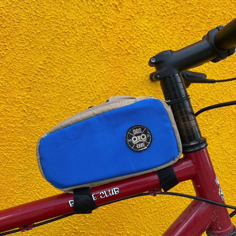 Pilón Personalizada. Bolsa de tubo superior.