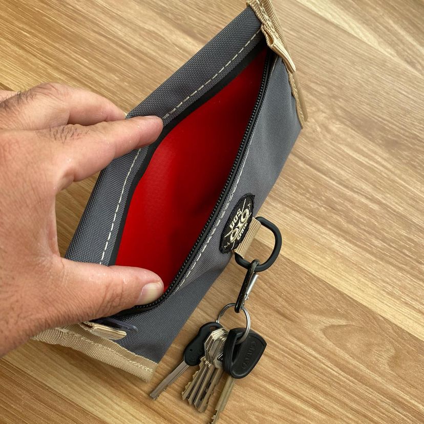 Bolsillo organizador/Organizer Pouch