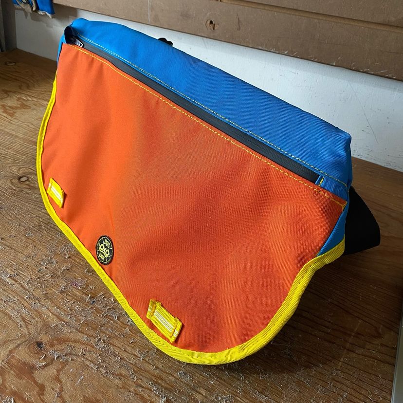 Mochila Mensajera Clásica