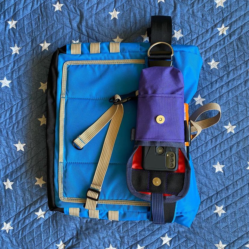 Mensajera Básica Personalida/ Custom Basic Messenger Bag